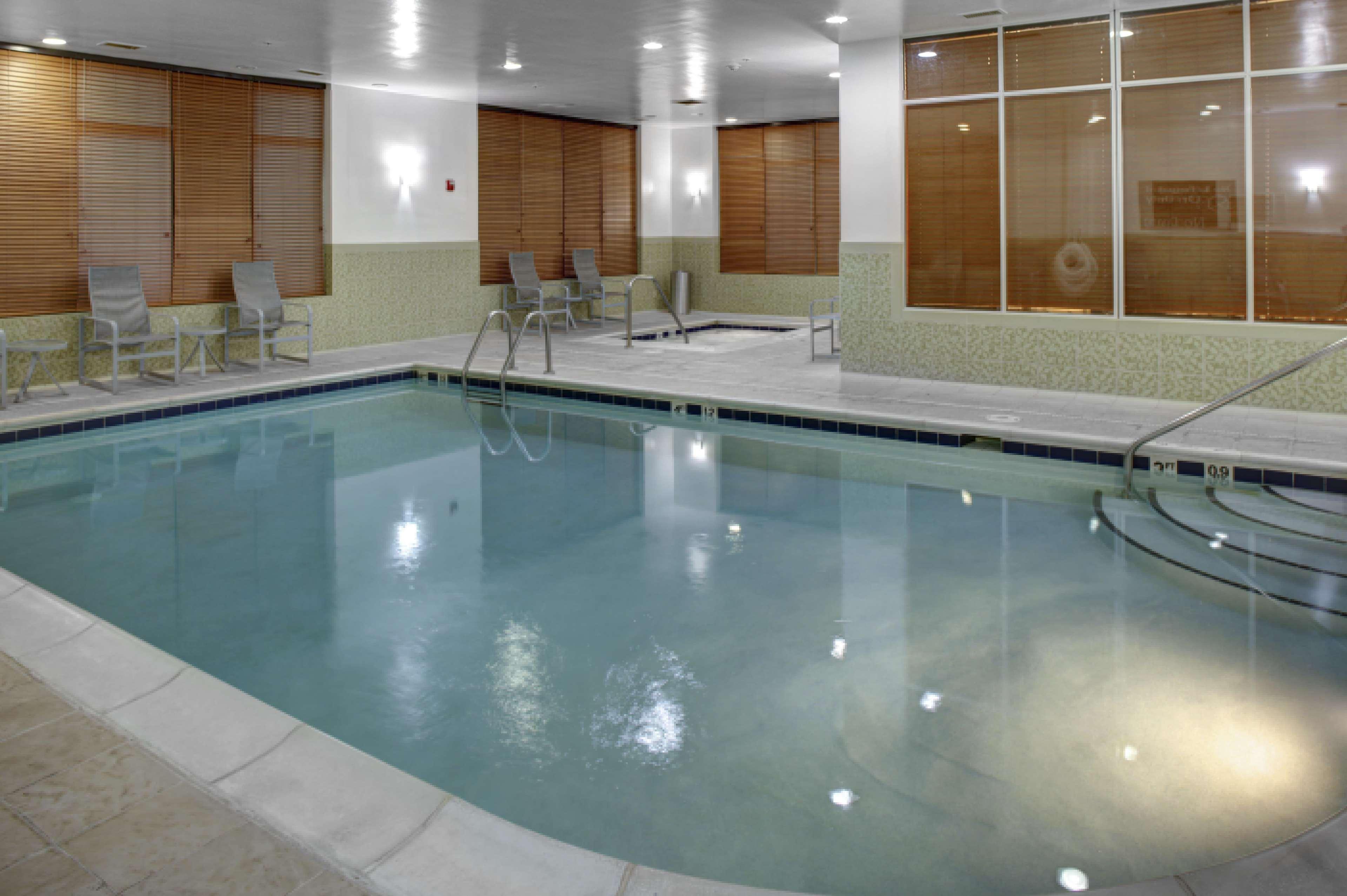 Hampton Inn Petersburg - Southpark Mall Colonial Heights Eksteriør bilde