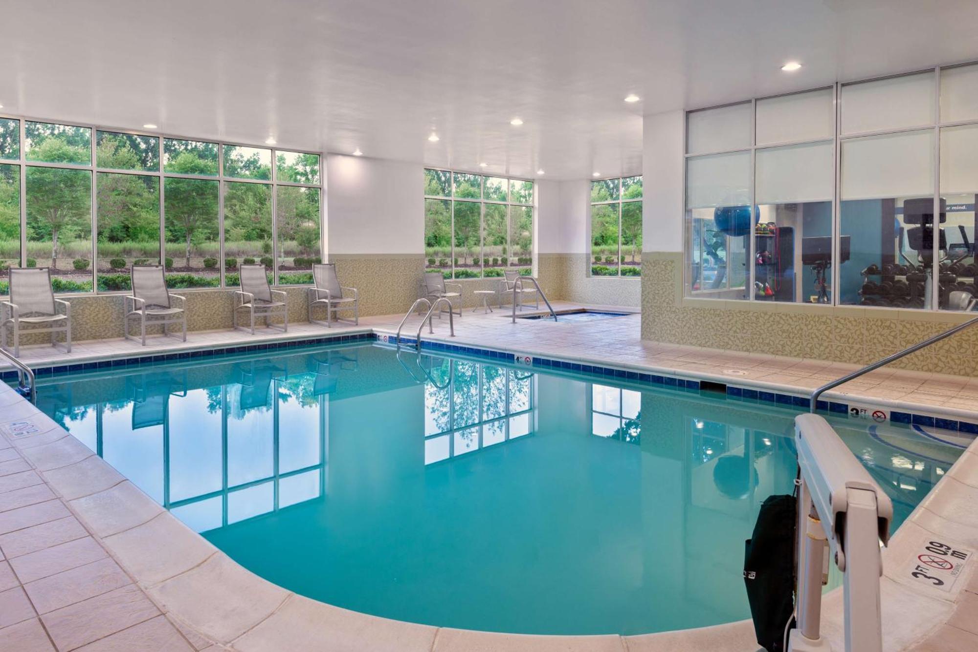Hampton Inn Petersburg - Southpark Mall Colonial Heights Eksteriør bilde
